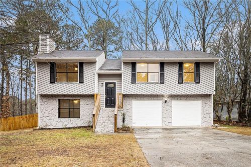 8443 Park Ridge Ln, Riverdale, GA, 30274-4348 | Card Image