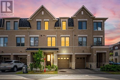 9 Arcola St, Brampton, ON, L6P4N6 | Card Image