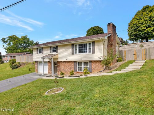 100 Martindale Rd, Bristol, TN, 37620-6145 | Card Image