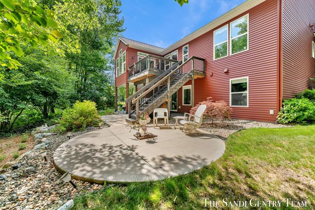 17952 Spring Tree Ct, House other with 4 bedrooms, 3 bathrooms and null parking in Spring Lake MI | Image 4