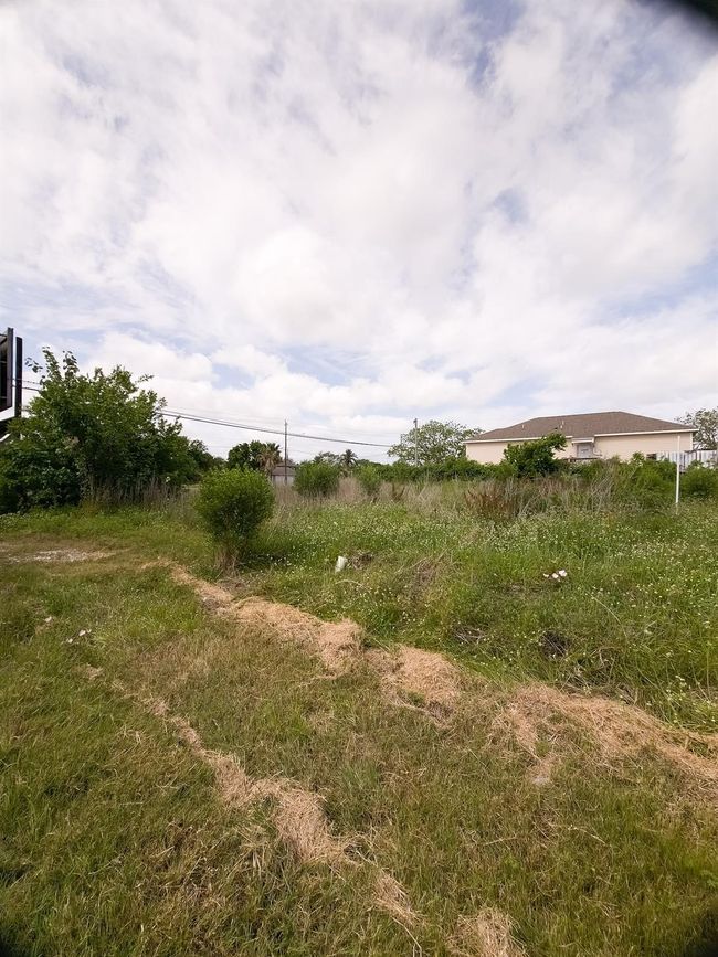142 15 Th St, Home with 0 bedrooms, 0 bathrooms and null parking in San Leon TX | Image 10