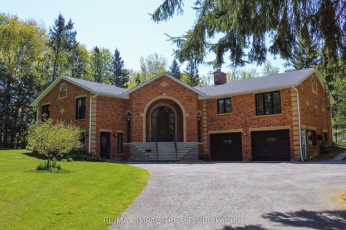 215 Raglan Rd W, Oshawa, ON, L1H0N5 | Card Image