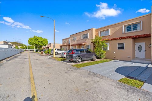 506-1705 W 57th St, Hialeah, FL, 33012-2004 | Card Image