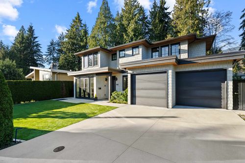 968 Belvista Cres, North Vancouver, BC, V7R2B4 | Card Image