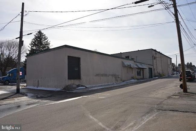 138 W 21 St St, Home with 0 bedrooms, 0 bathrooms and null parking in Hazleton PA | Image 15