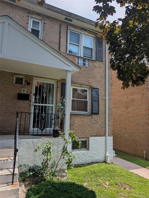 87-130 Glenwood Ave, Yonkers, NY, 10703-2649 | Card Image