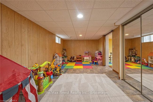 862 Old Colony Rd, House other with 4 bedrooms, 4 bathrooms and 6 parking in Kingston ON | Image 34