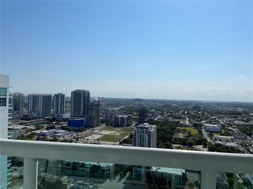 3810-1800 N Bayshore Dr, Miami, FL, 33132 | Card Image