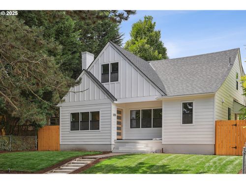 6205 Ne Garfield Ave, Portland, OR, 97211-3154 | Card Image