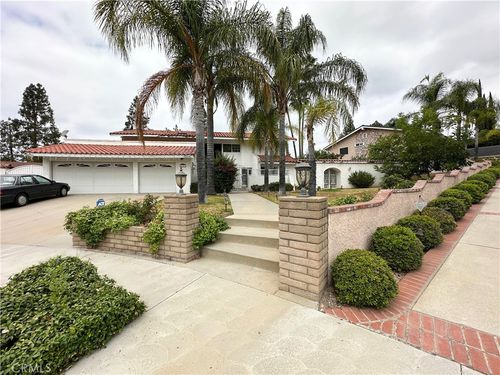 19451 Blackhawk St, Porter Ranch, CA, 91326-2909 | Card Image