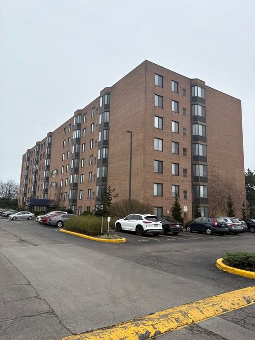apt-611-637 E Woodland Park Ave, Chicago, IL, 60616-4162 | Card Image