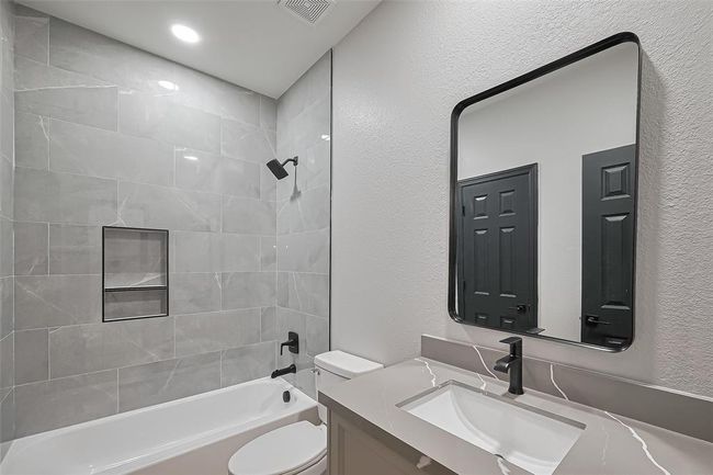 2006 Deer Vly, House other with 4 bedrooms, 4 bathrooms and 2 parking in Missouri City TX | Image 39