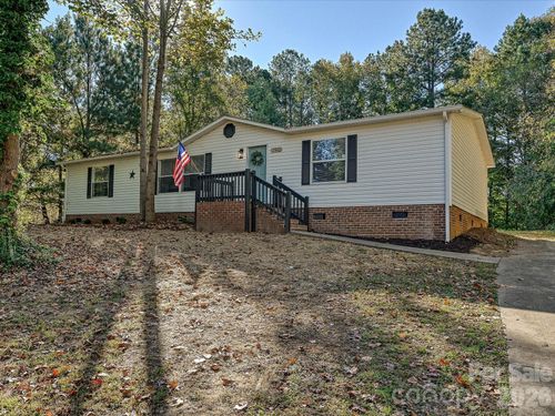 190 Ridge Creek Dr, Troutman, NC, 28166-7711 | Card Image
