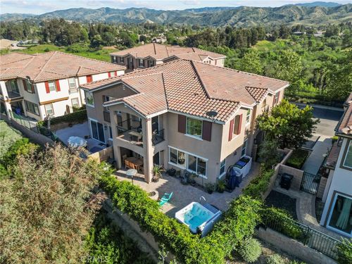 unit-1-221 Morro Way, Simi Valley, CA, 93065-5978 | Card Image