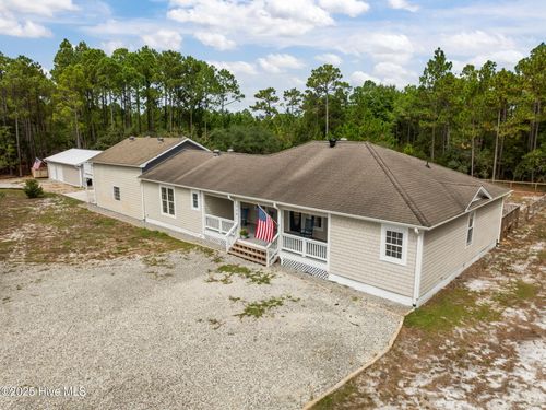126 Shady Pines Dr, Hampstead, NC, 28443-3253 | Card Image