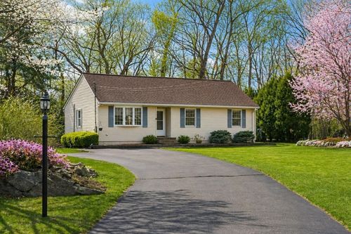 4 Dorianna Cir, Shrewsbury, MA, 01545-4318 | Card Image