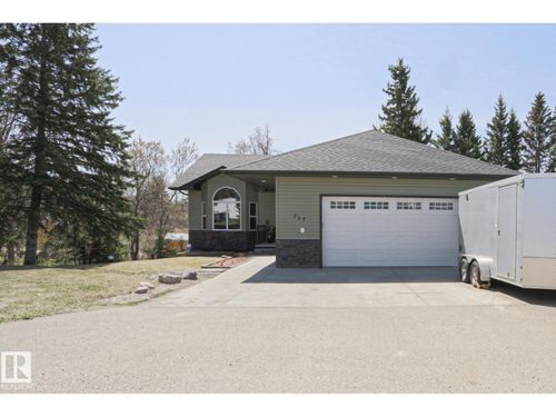 737 Lakeside Dr, Spring Lake, AB, T7Z2V7 | Card Image