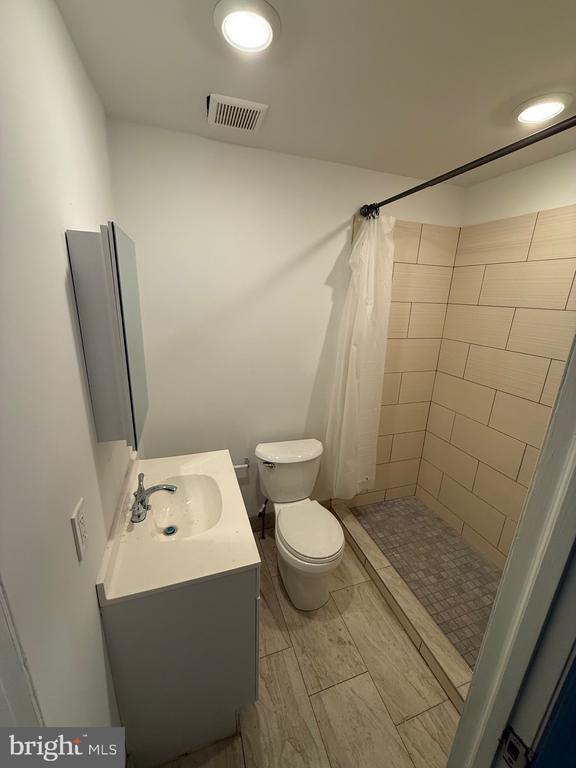 Residential Lease in PHILADELPHIA 2