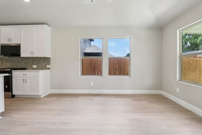 2221 Dunbar Dr, House other with 4 bedrooms, 3 bathrooms and null parking in Sherman TX | Image 11