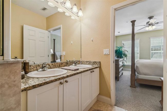 Master Bathroom | Image 37