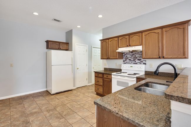 96 - 1821 Appling Oaks Cir, Condo with 2 bedrooms, 2 bathrooms and null parking in Cordova TN | Image 12