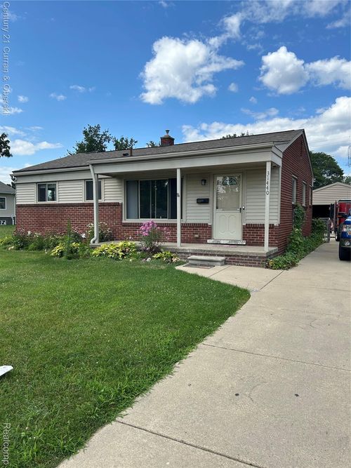 31440 James St, Garden City, MI, 48135-1751 | Card Image
