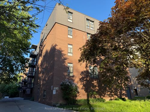 402-895 Kennedy Road, Scarborough, ON, M1K2E9 | Card Image