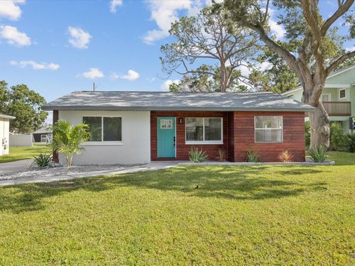 151 80th Ave Ne, ST PETERSBURG, FL, 33702-3813 | Card Image