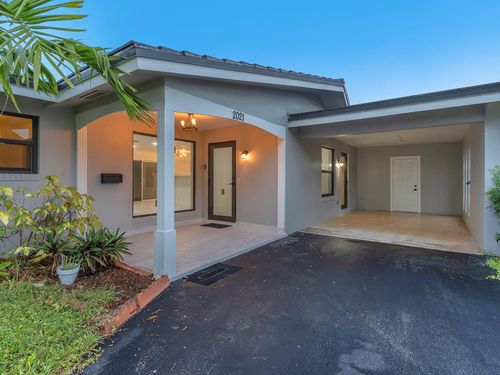 2021 Ne 59th Pl, Fort Lauderdale, FL, 33308-2115 | Card Image