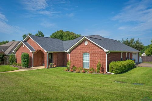 1809 Chisolm Pl, Longview, TX, 75605-4164 | Card Image