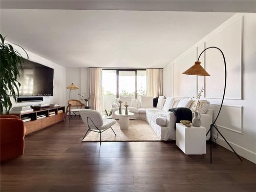 apt-215-600 Biltmore Way, Coral Gables, FL, 33134-7528 | Card Image