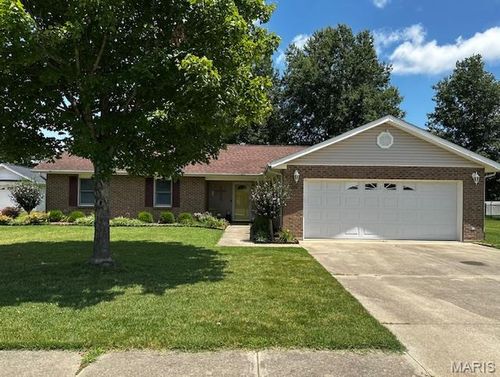1010 Pine St, Sikeston, MO, 63801-5711 | Card Image