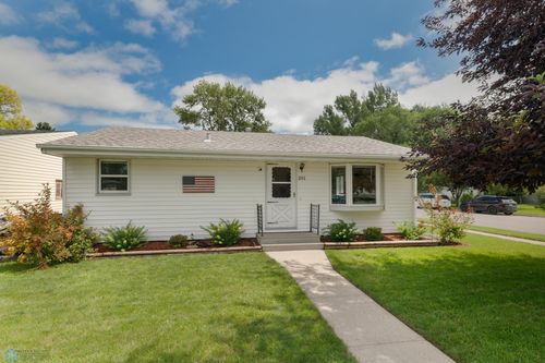 201 4th St Nw, Dilworth, MN, 56529-1020 | Card Image