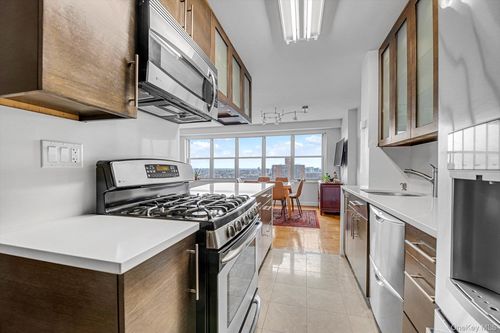 apt-22c-555 Kappock St, Bronx, NY, 10463-6433 | Card Image