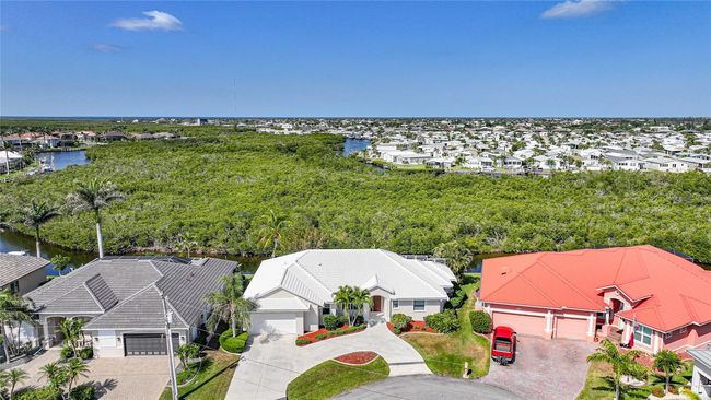 3513 DILEUCA ST-110 FEET CONCRETE SEAWALL | Image 53