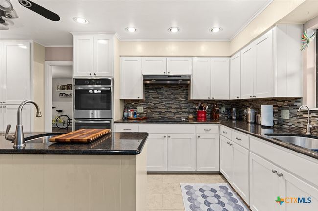 Kitchen | Image 15