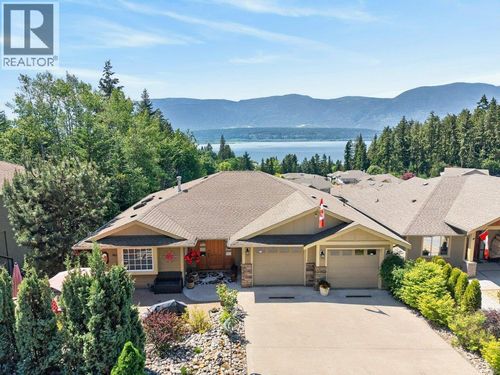 2-1581 20 St Ne, Salmon Arm, BC, V1E0A7 | Card Image