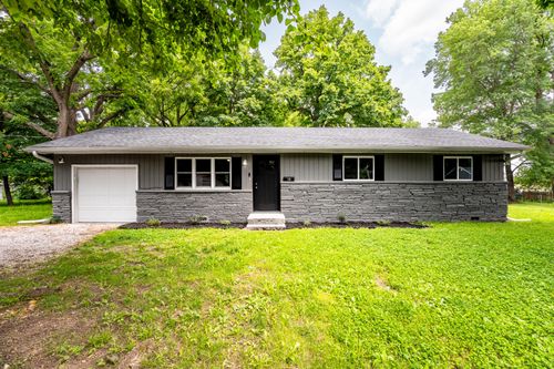 715 E Springfield Street, Aurora, MO, 65605 | Card Image