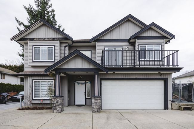 34973 Delair Road, House other with 5 bedrooms, 4 bathrooms and 8 parking in Abbotsford BC | Image 1