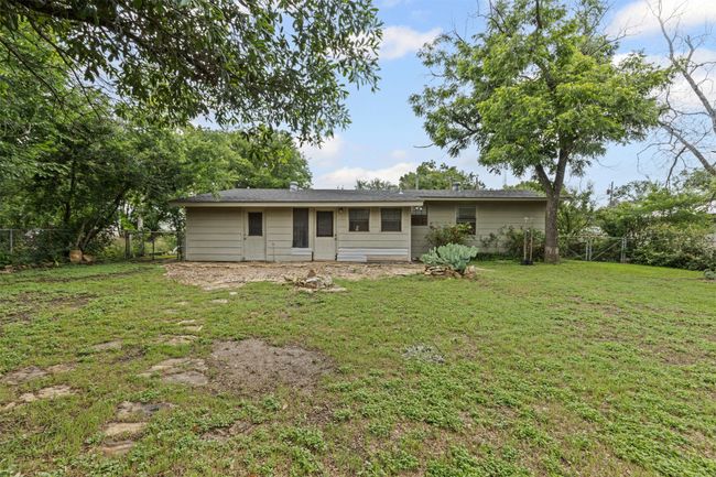 504 Cozby St N, House other with 2 bedrooms, 1 bathrooms and null parking in Benbrook TX | Image 18