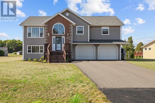 73 Bonavista Ave, Stratford, PE, C1B0E5 | Card Image