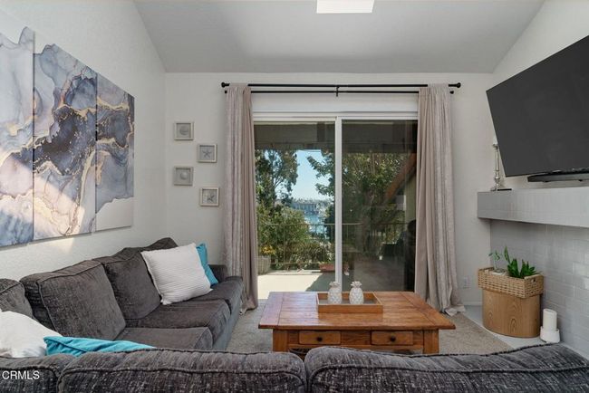 Living Room with View | Image 12