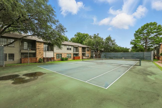 View of tennis court | Image 19