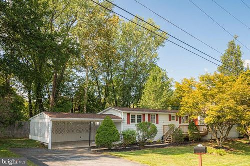 738 Union Ave, POTTSTOWN, PA, 19465-6900 | Card Image