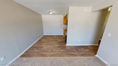 apt-304-500 E Monroe St, Dundee, MI, 48131-1317 | Card Image