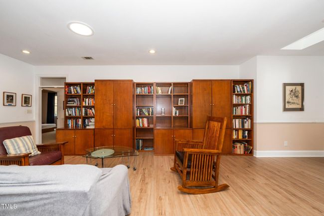 17-web-or-mls-1331 Langdon (13 of 33) | Image 15