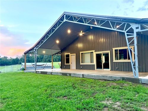 18020 Ozark Ln, Higginsville, MO, 64037-9325 | Card Image