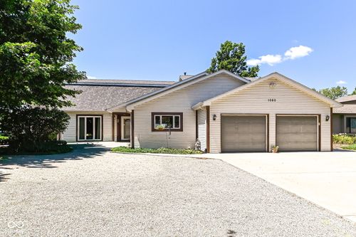 1080 Shoreline Dr, Cicero, IN, 46034-9652 | Card Image