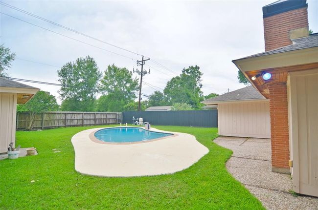 823 Timber Cove Dr, House other with 3 bedrooms, 2 bathrooms and 2 parking in Seabrook TX | Image 26