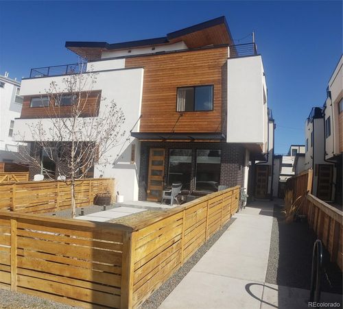 1442 Zenobia St, Denver, CO, 80204-1040 | Card Image